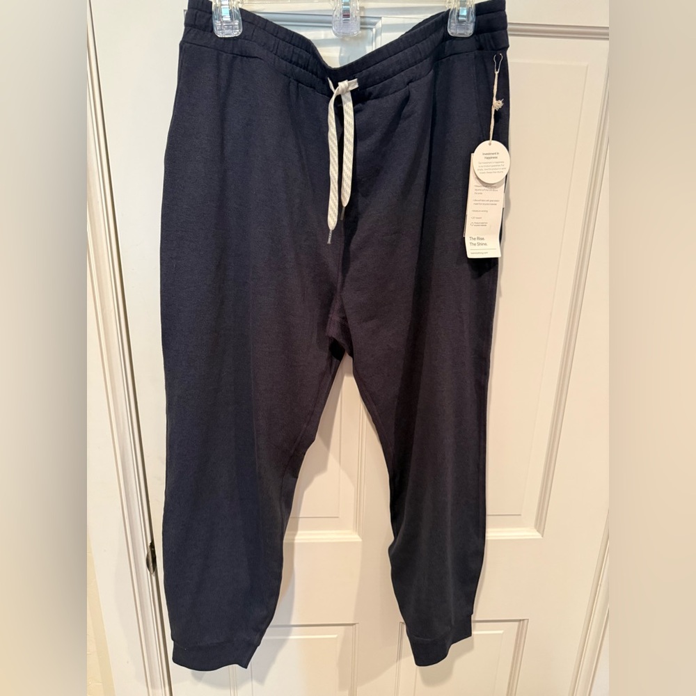 NWT Women’s Vuori Performance Joggers Midnight Blue Heather XXL